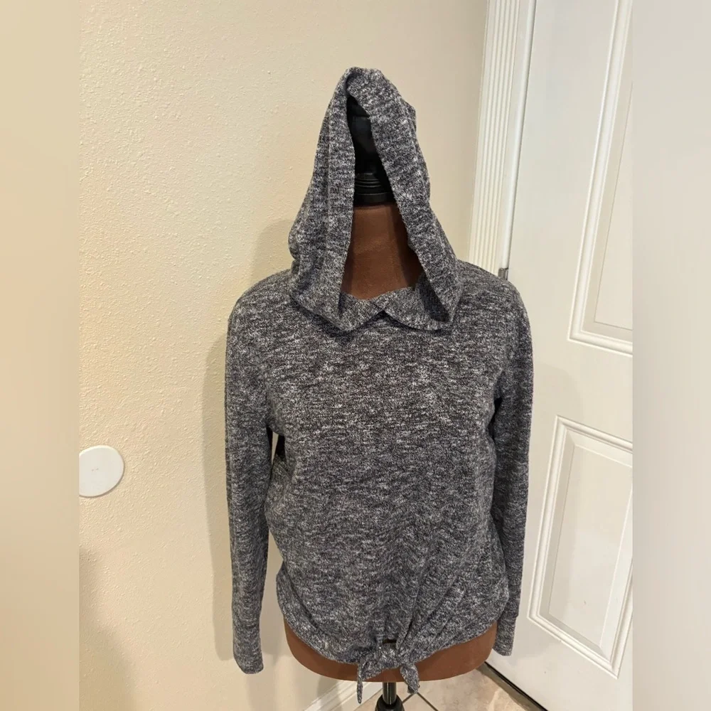Old Navy Men's Charcoal Turtleneck Sweater